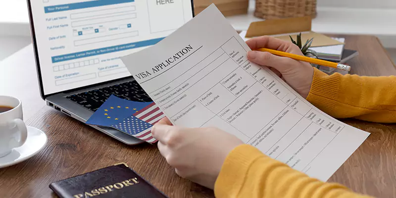 Why choose our expert visa team in Vietnam?